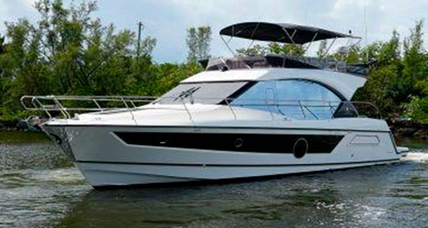 barco de ocasion en Tarragona beneteau monte carlo 2021<br />